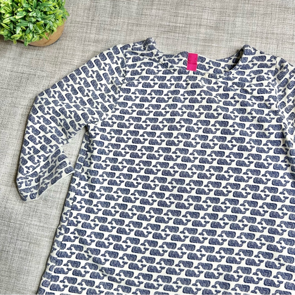 Vineyard Vines etched whale print knit cotton dress, exposed back zipper, 6/7
